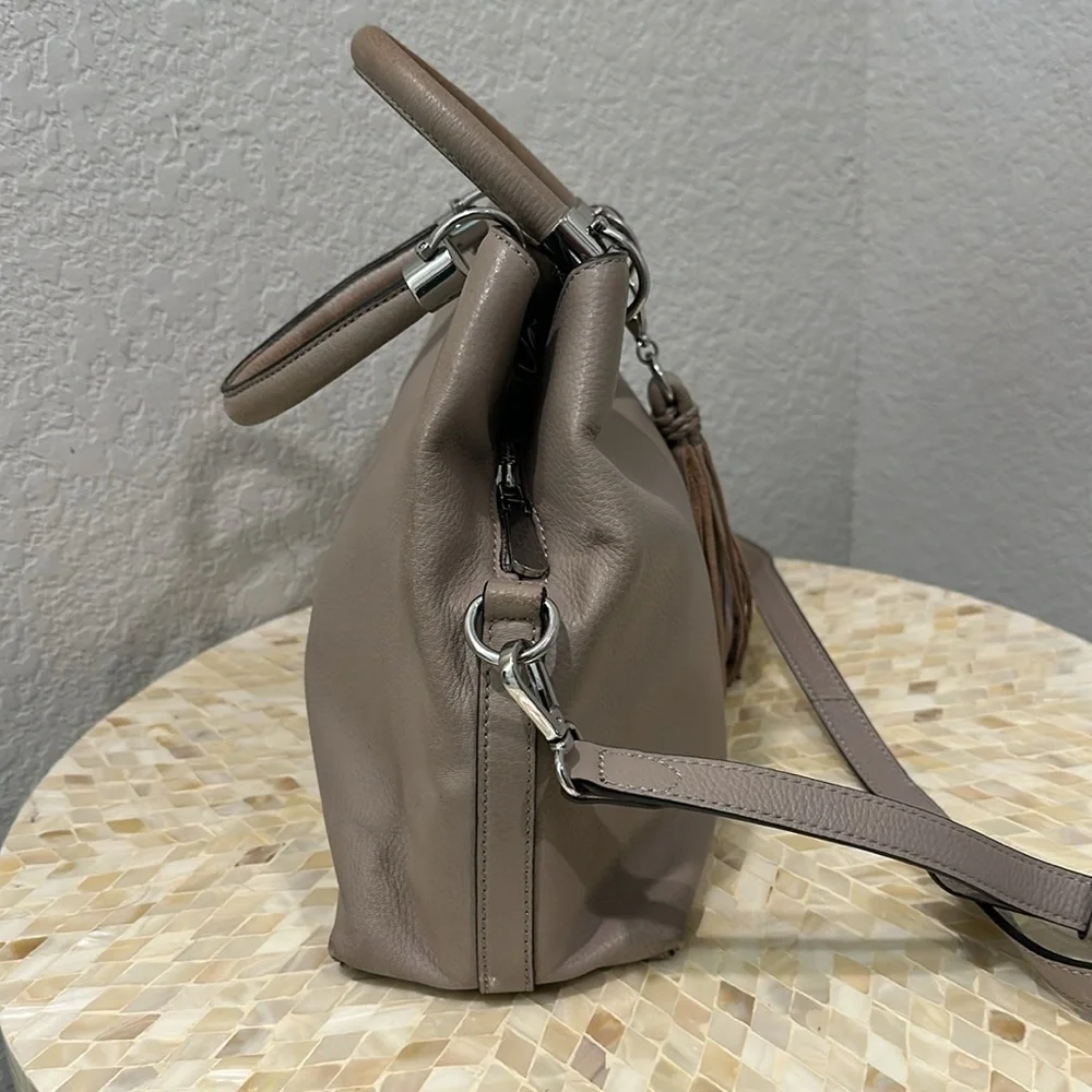 Vince Camuto tote